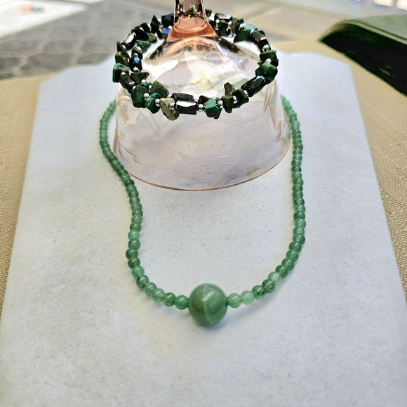 SET!  Aventurine Necklace with Spiral Wire Wrap Gemstone Bracelet  SET! - Picture 4 of 15